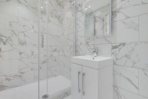 Apartment to rent, Beechcroft Avenue Avenue, London