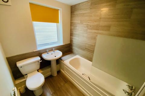 2 bedroom apartment to rent, Pinchfield Lane, Wickersley, S66 1FD