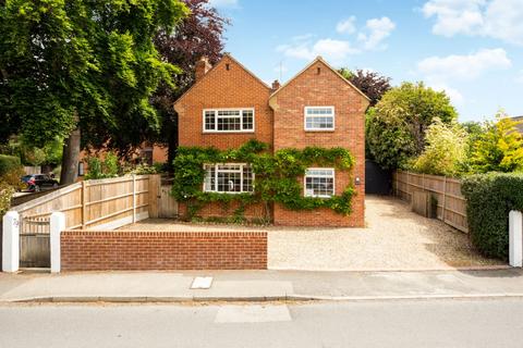 4 bedroom detached house to rent - Kennel Ride, Ascot, Berkshire