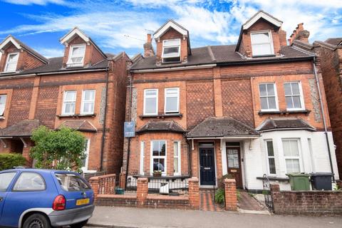 Flat 1, 11 Recreation Road, Guildford, GU1 1HE