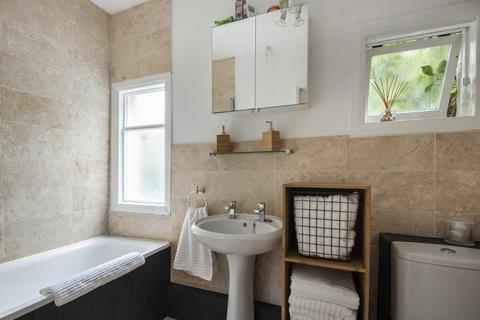 Flat 1, 11 Recreation Road, Guildford, GU1 1HE