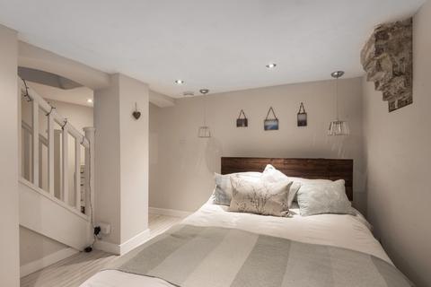 Flat 1, 11 Recreation Road, Guildford, GU1 1HE