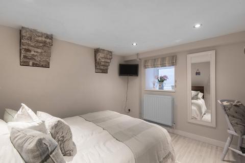 Flat 1, 11 Recreation Road, Guildford, GU1 1HE