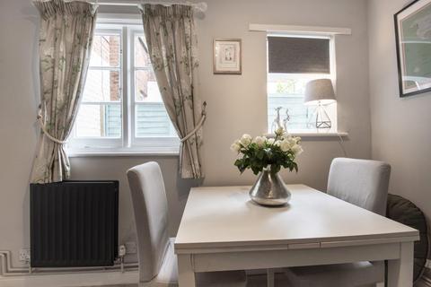 Flat 1, 11 Recreation Road, Guildford, GU1 1HE