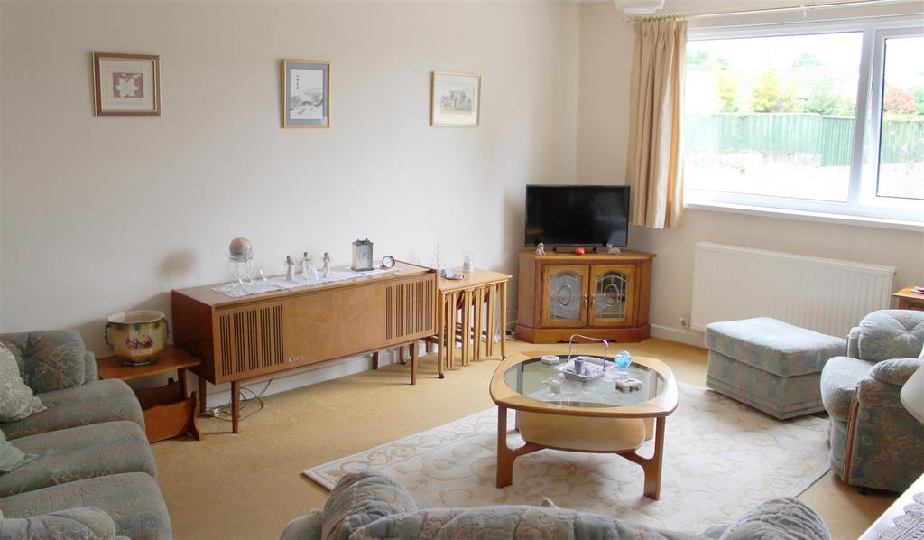 Lindsway Park, Haverfordwest 3 bed detached bungalow £195,000