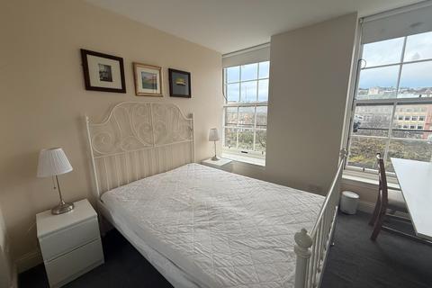 2 bedroom flat to rent, Bank Street, City Centre, Dundee, DD1