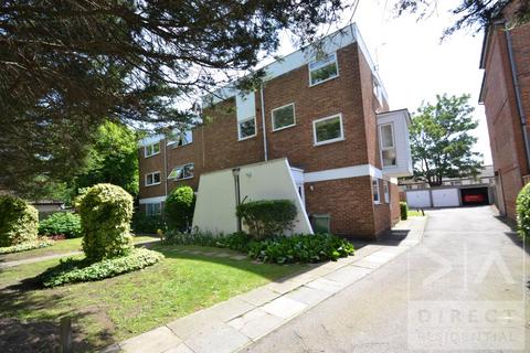 undefined, East Street, Epsom KT17