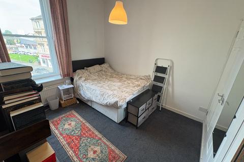undefined, Duke Street, Dennistoun, Glasgow, G31