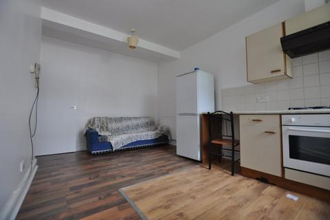 1 bedroom flat to rent, Settles Street, Aldgate E1