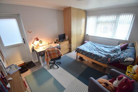 undefined, Wokingham Road, Reading