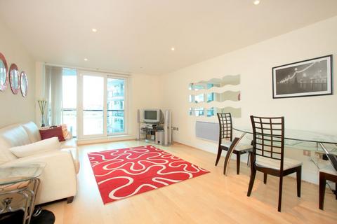 2 bedroom flat to rent, St George Wharf, Vauxhall, SW8