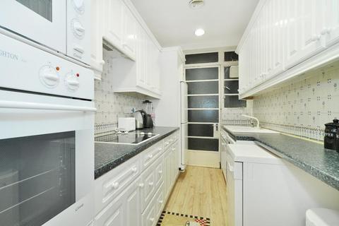 1 bedroom apartment to rent, Portman Square, Marylebone