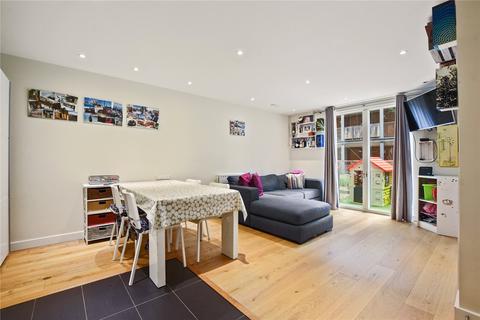 3 bedroom flat to rent, Wiltshire Row, Islington, London
