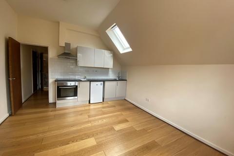 1 bedroom apartment to rent, Portswood Road, Portswood , Southampton