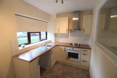 2 bedroom maisonette to rent, Roscrea Court, Huntingdon