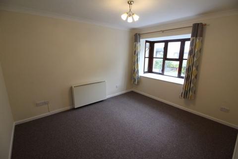 2 bedroom maisonette to rent, Roscrea Court, Huntingdon