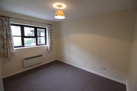 2 bedroom maisonette to rent, Roscrea Court, Huntingdon