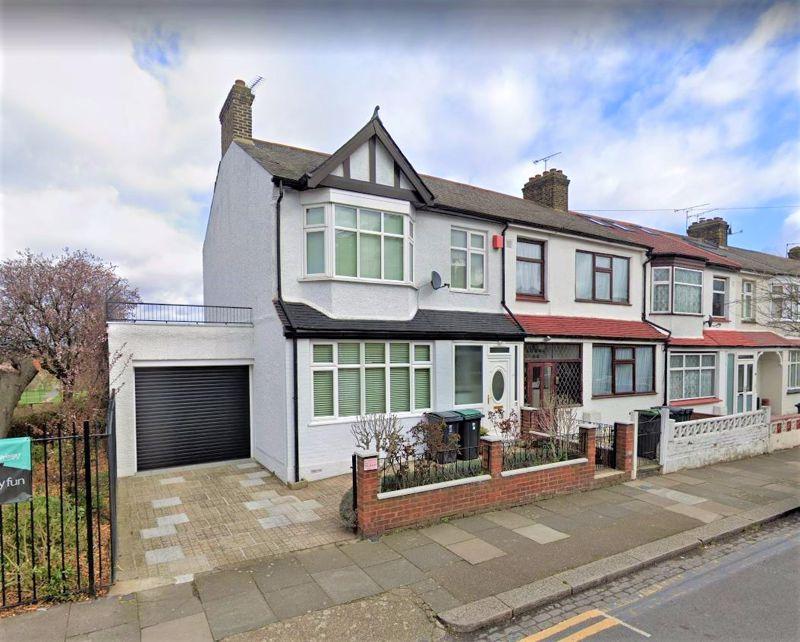 Higham Road, Tottenham, N17 3 bed terraced house £1,850 pcm (£427 pw)