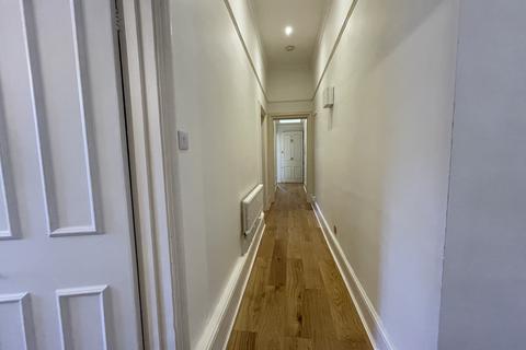 3 bedroom apartment to rent, Lansdowne Court, Taplow
