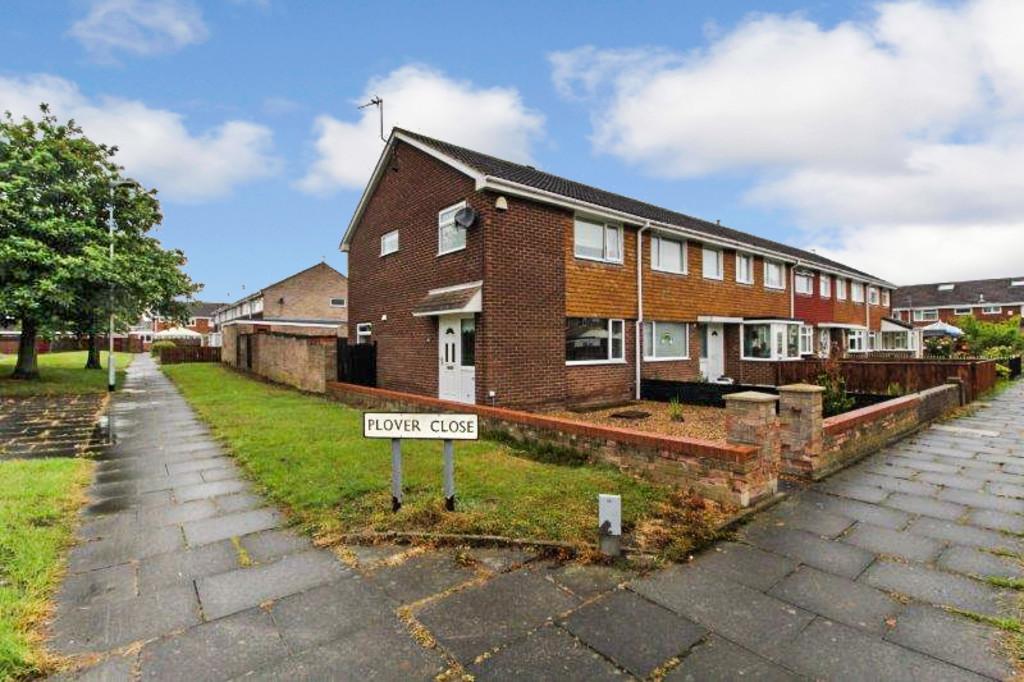 Plover Close, South Beach Estate, Blyth 3 bed end of terrace house £