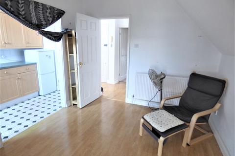 1 bedroom flat to rent - Coventry Road, ilford, Essex IG1
