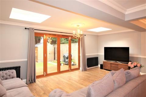 4 bedroom semi-detached house for sale, Mount View Cottages, Barnet Road, Arkley, Hertfordshire, EN5