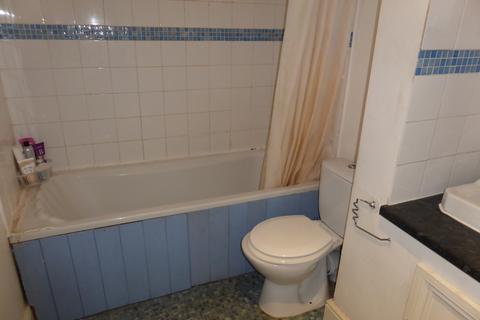 4 bedroom house share to rent - Cumberland Street, Worcester, WR1
