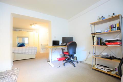 Studio to rent, Lewes Road, Brighton, BN2