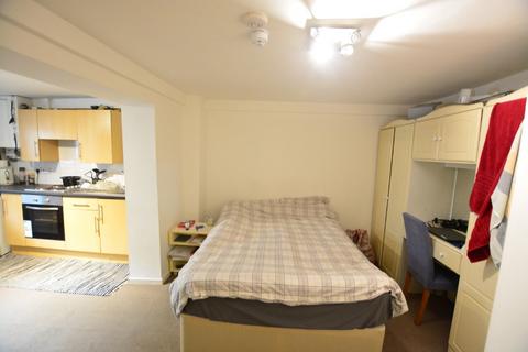 Studio to rent, Lewes Road, Brighton, BN2