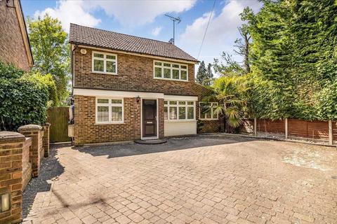 4 bedroom detached house for sale, Acacia Close, Stanmore