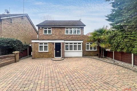 4 bedroom detached house for sale, Acacia Close, Stanmore