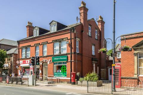 Retail property (high street) to rent - Liverpool Road North, Burscough