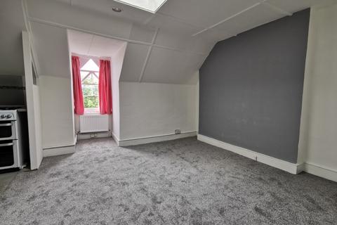 1 bedroom flat to rent, St. Julians Road, London