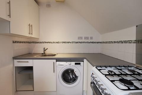 1 bedroom flat to rent, St. Julians Road, London