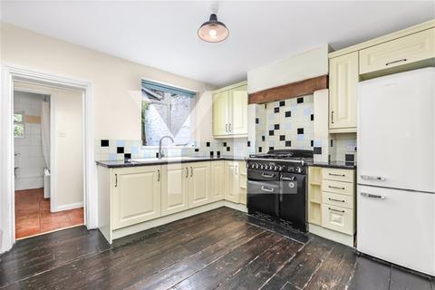 2 bedroom terraced house to rent, Colomb Street, Greenwich