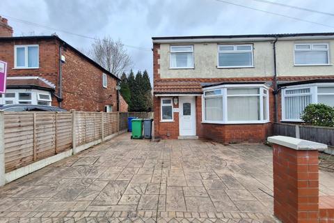 3 bedroom semi-detached house to rent, Kings Road, Chorlton Cum Hardy, Manchester, M21