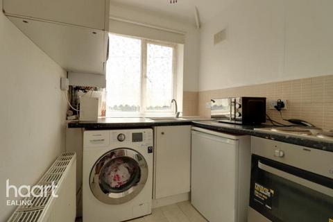 1 bedroom flat to rent, Conway Crescent, Greenford