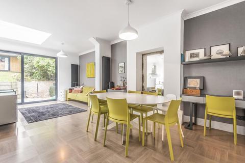 7 Tregaron Avenue, London, N8 9HA
