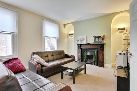 3 bedroom maisonette to rent, Monkgate, York, YO31