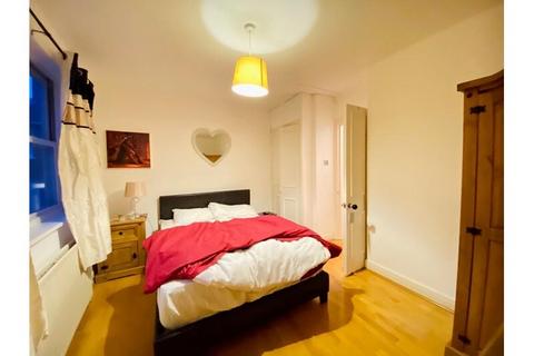 1 bedroom flat to rent, Finchley Road, St John's Wood NW8
