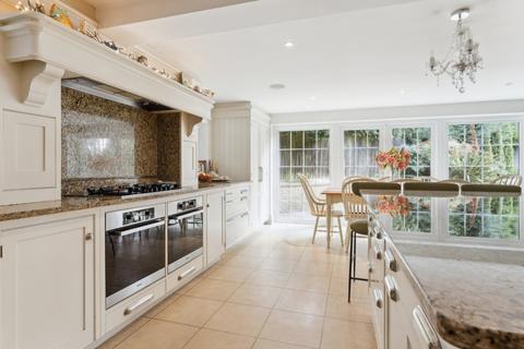 5 bedroom detached house for sale, Manor Road, Penn, Buckinghamshire, HP10