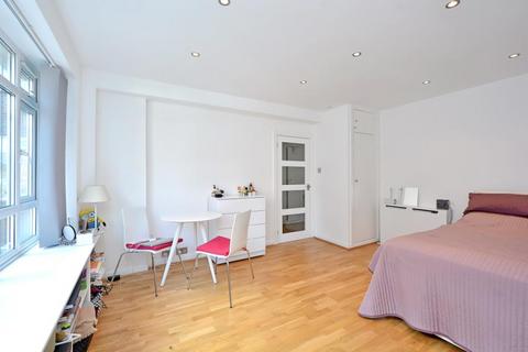 Studio to rent, Portsea Hall, Portsea Place