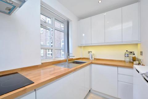Studio to rent, Portsea Hall, Portsea Place