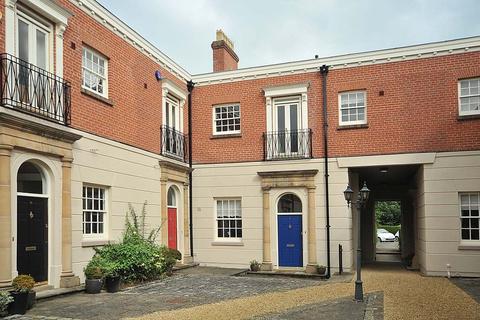 3 bedroom mews to rent, Tabley House, Knutsford