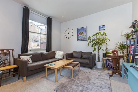 1 bedroom flat for sale, Walm Lane, NW2