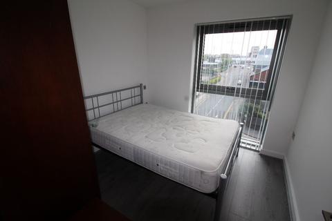 2 bedroom apartment to rent - Waterside Apartments, Princes Dock