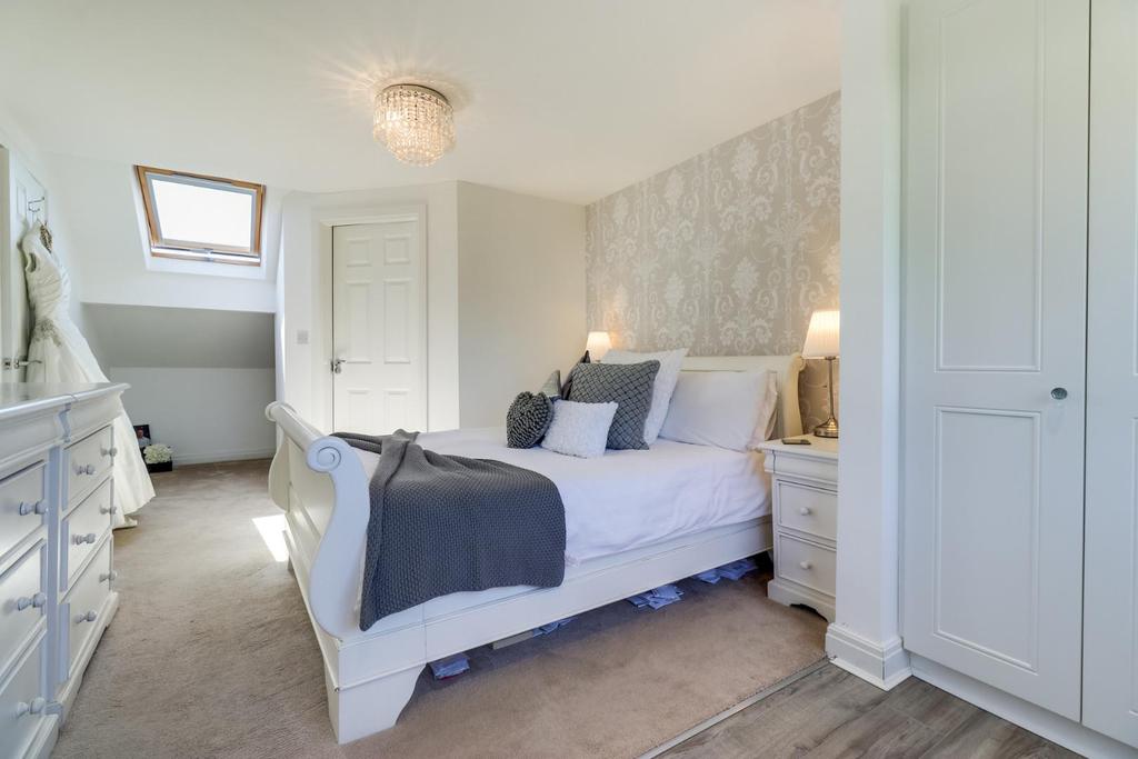 Batter Lane, Rawdon 4 bed detached house £425,000