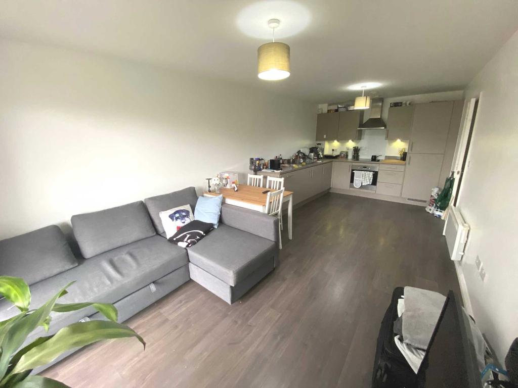 Gemini Park, Borehamwood 2 bed flat £1,325 pcm (£306 pw)