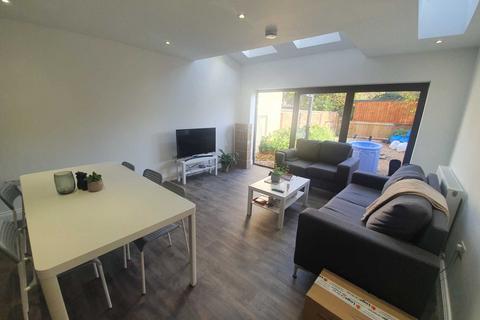 5 bedroom end of terrace house to rent, Summertown, North Oxford *Student Property 2024*