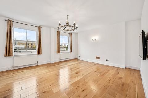 3 bedroom flat to rent, Claverton Street, London, SW1V